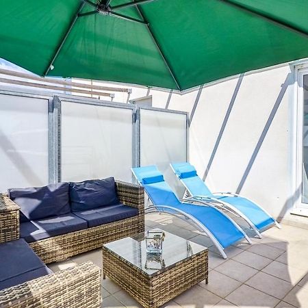 Les Alouettes Studio Avec Terrasse, Garage Et Piscine La Ciotat Bagian luar foto